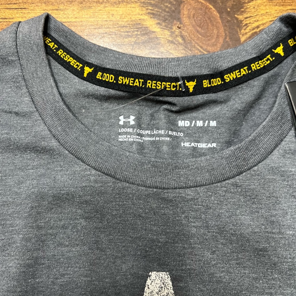 UA the Rock collection size Men’s Medium